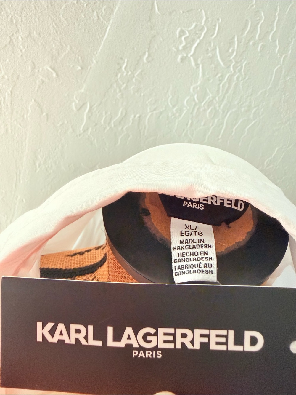 Karl Lagerfeld White Hat with Black - Picture 5 of 6